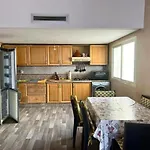 Appartement Avec Piscine Et Proche Des Plages